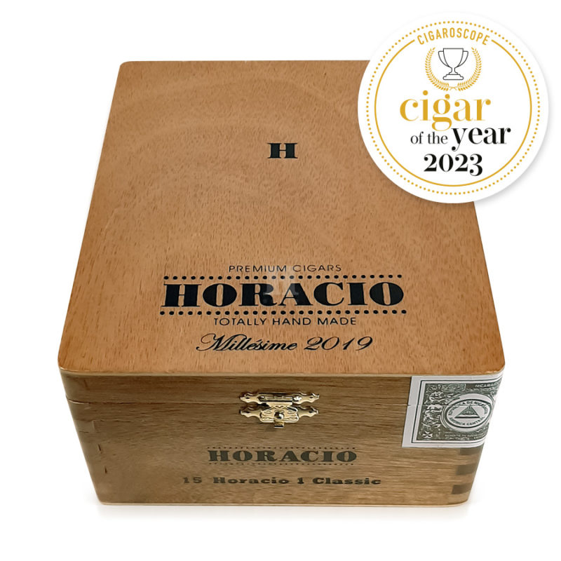 盒装 关闭 Horacio 1 经典系列雪茄 - 2023 年 Cigaroscope 年度最佳雪茄